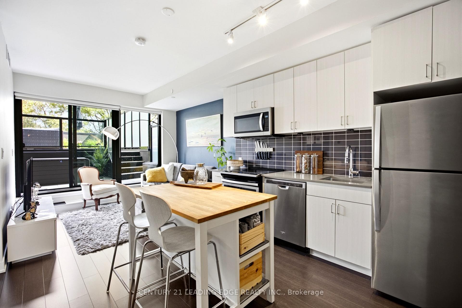 2799 Kingston Road Unit 219 photo 10