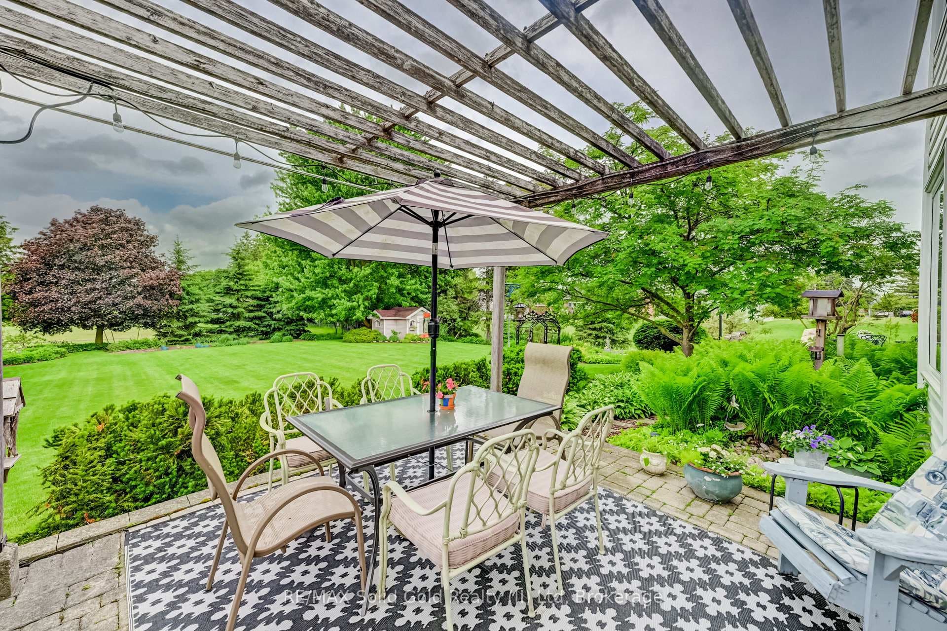 11 Lorraine Drive photo 21