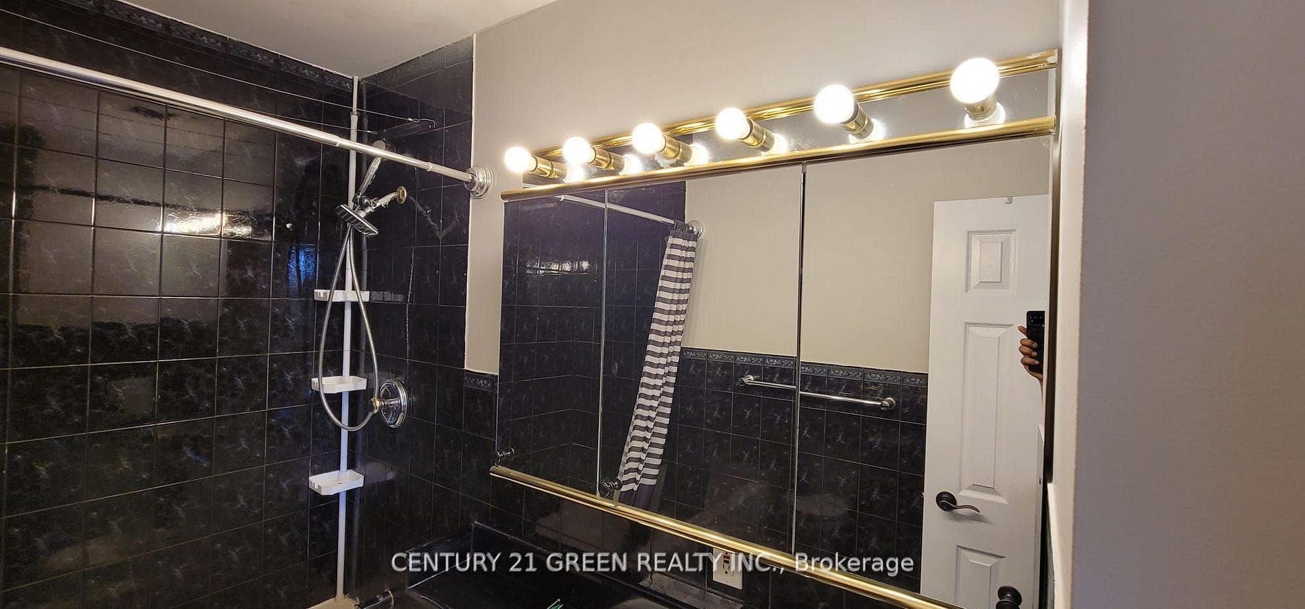 3065 Queen Frederica Drive Unit 902 photo 17