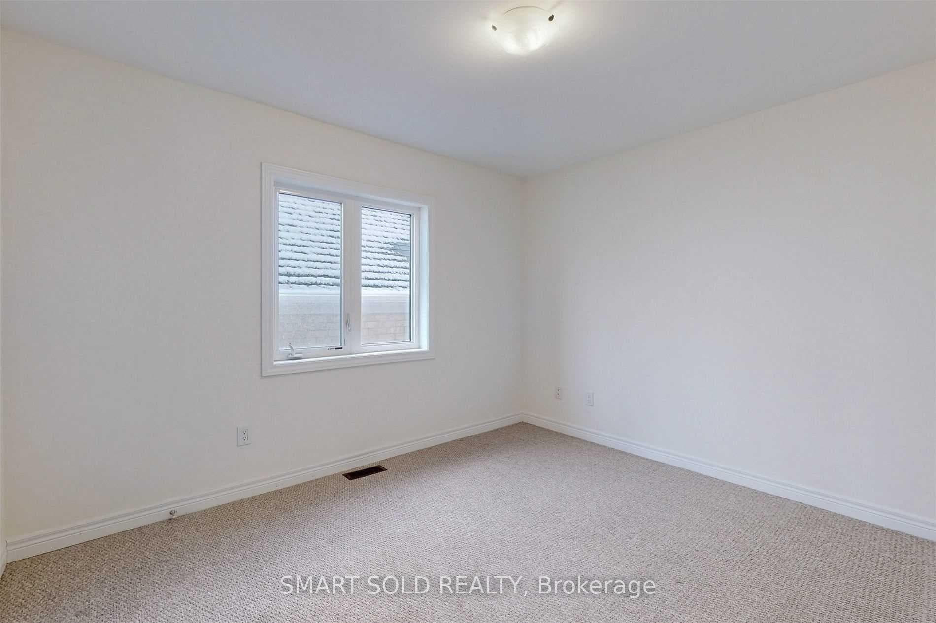 23 Forest Edge Crescent photo 25