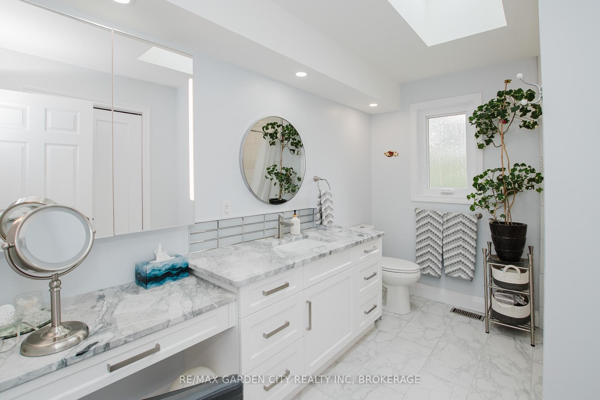 2 Valleyview Court photo 27