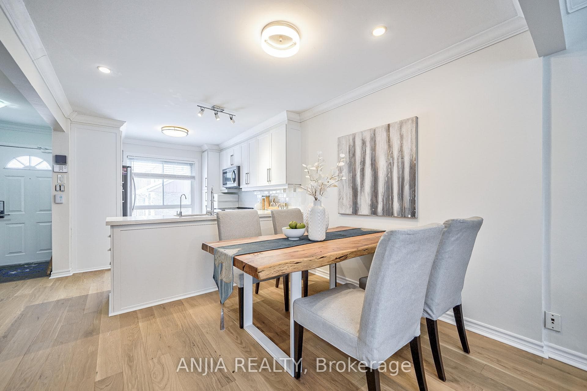 32 Thorny Vineway N/A photo 15