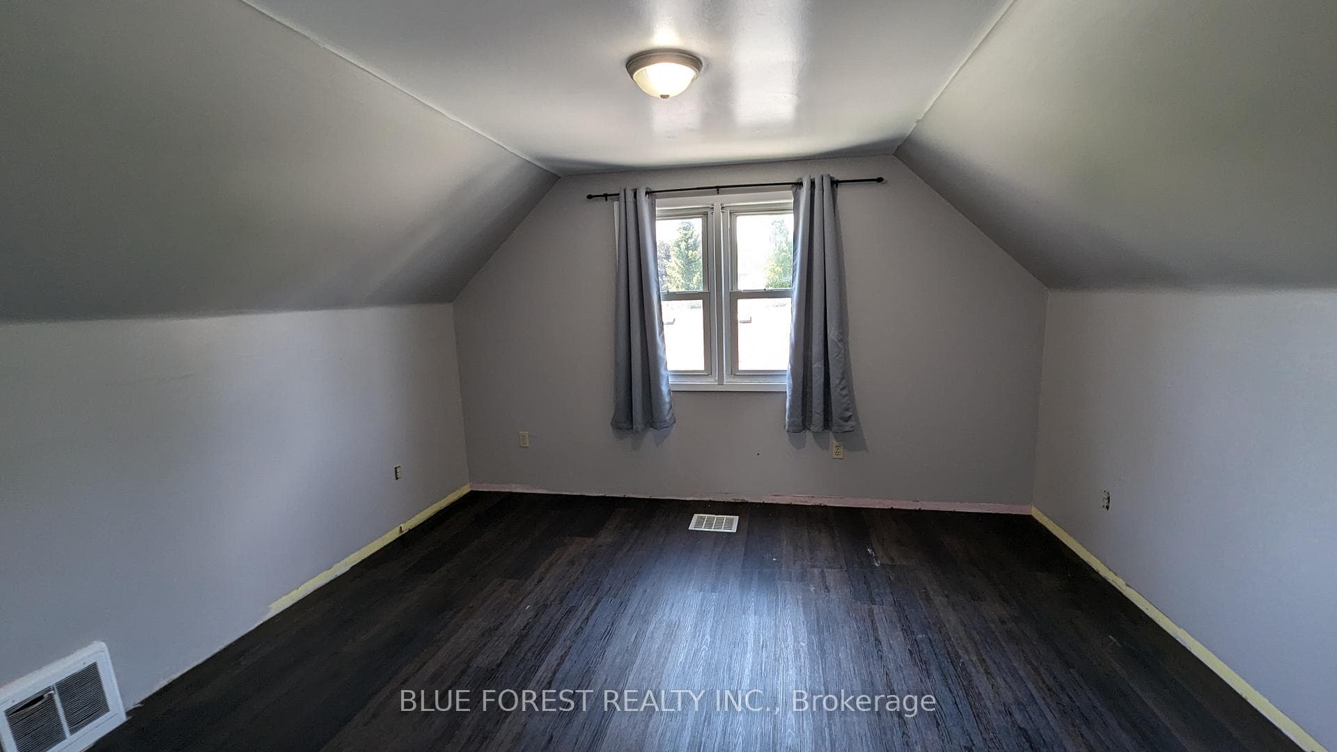40 Magee Street photo 11