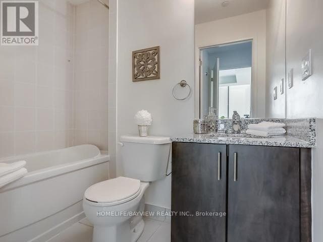 2900 highway 7 N/A Unit 2701 photo 9