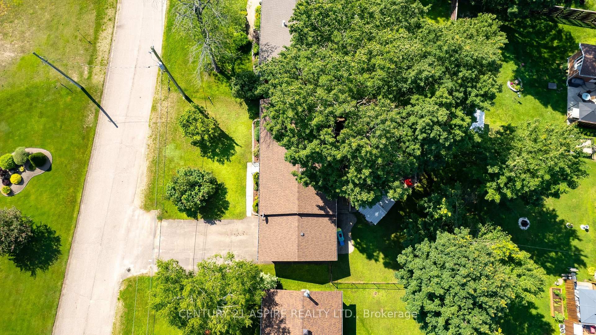 22 Harris Crescent photo 48
