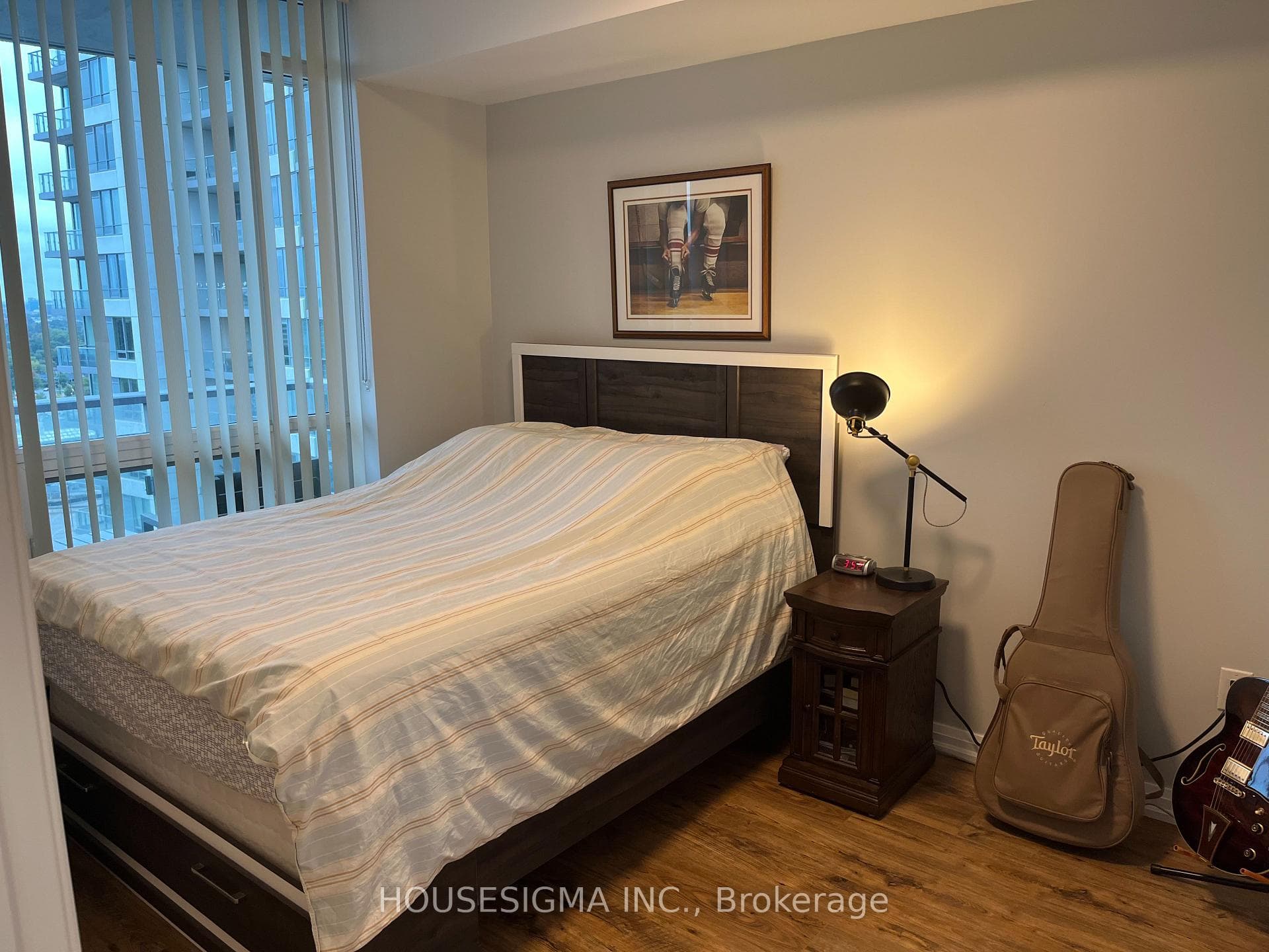 66 Forest Manor Road Unit 1705 photo 2
