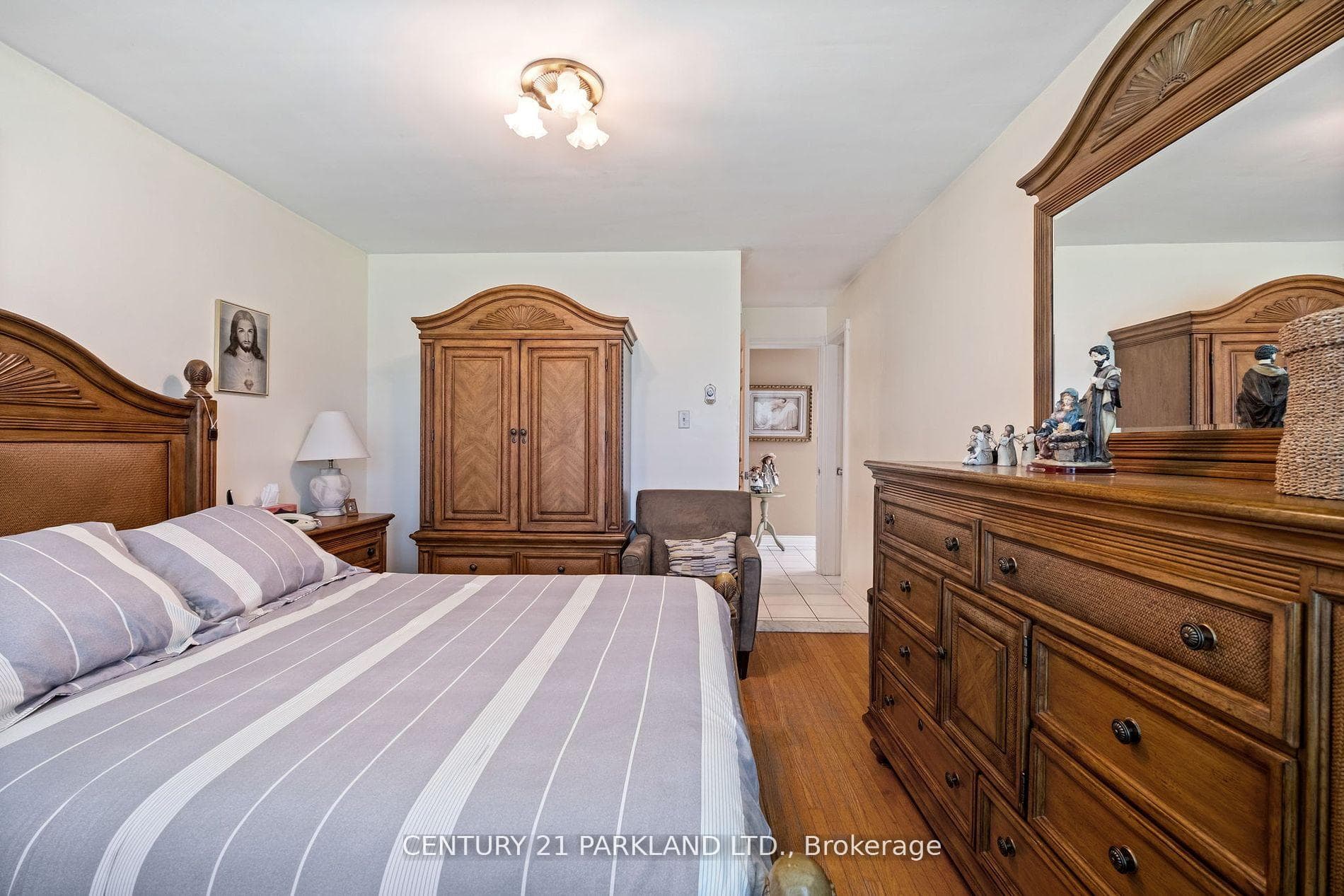 14420 Jane Street photo 25