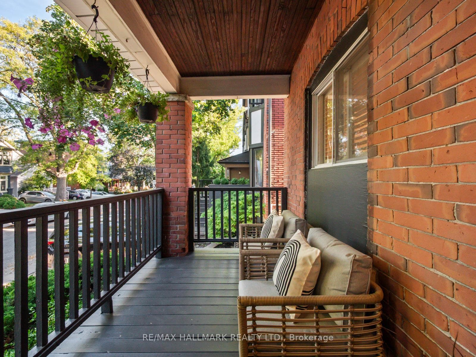 24 Condor Avenue photo 2