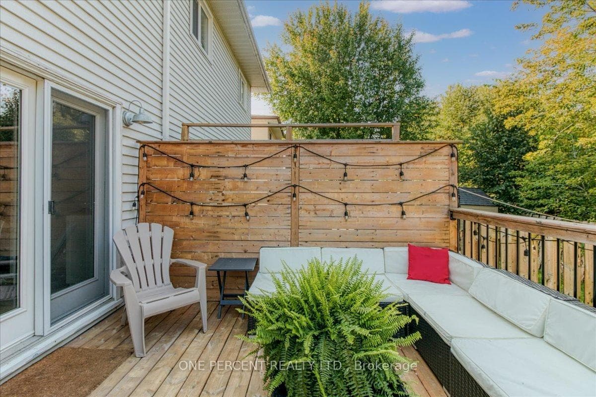 Private deck space