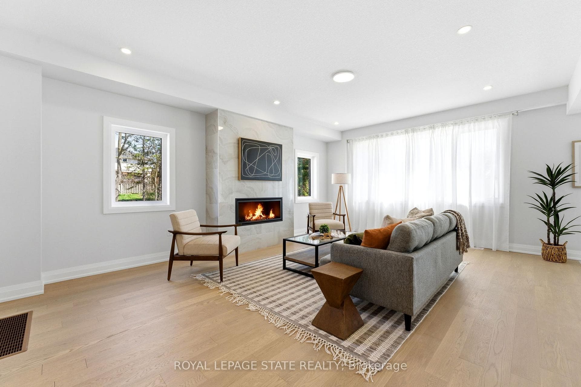 23 Woodvalley Court photo 4