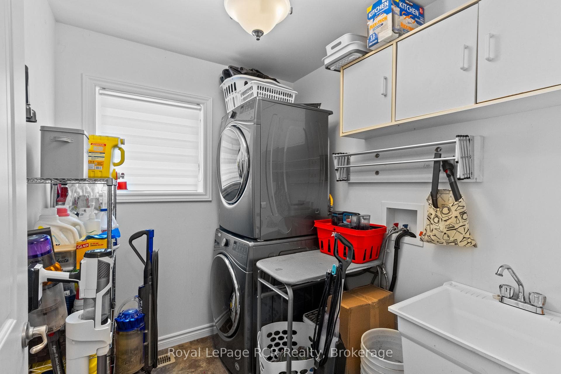 724 Elgin Street photo 15