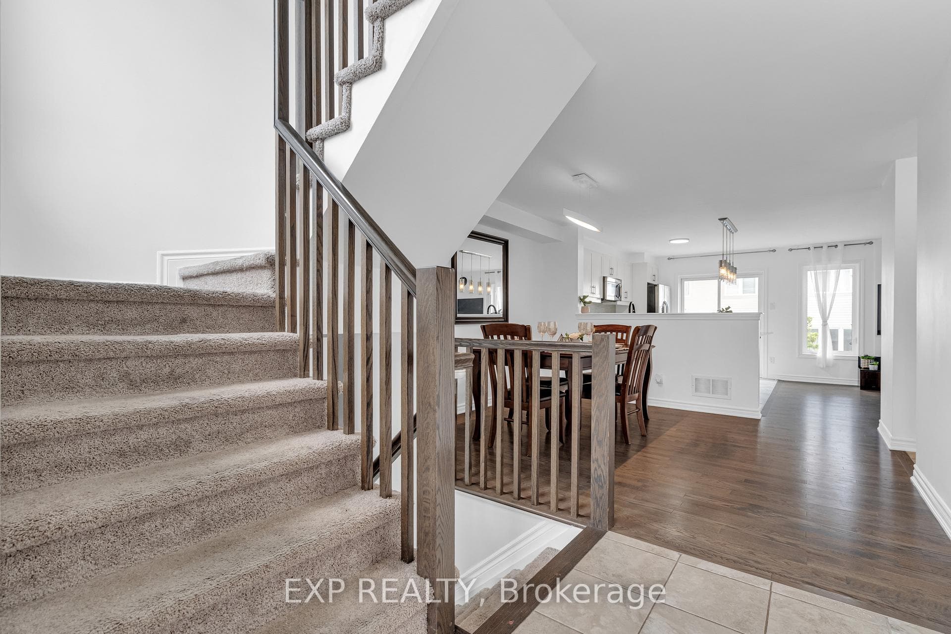 709 Maloja Way photo 5