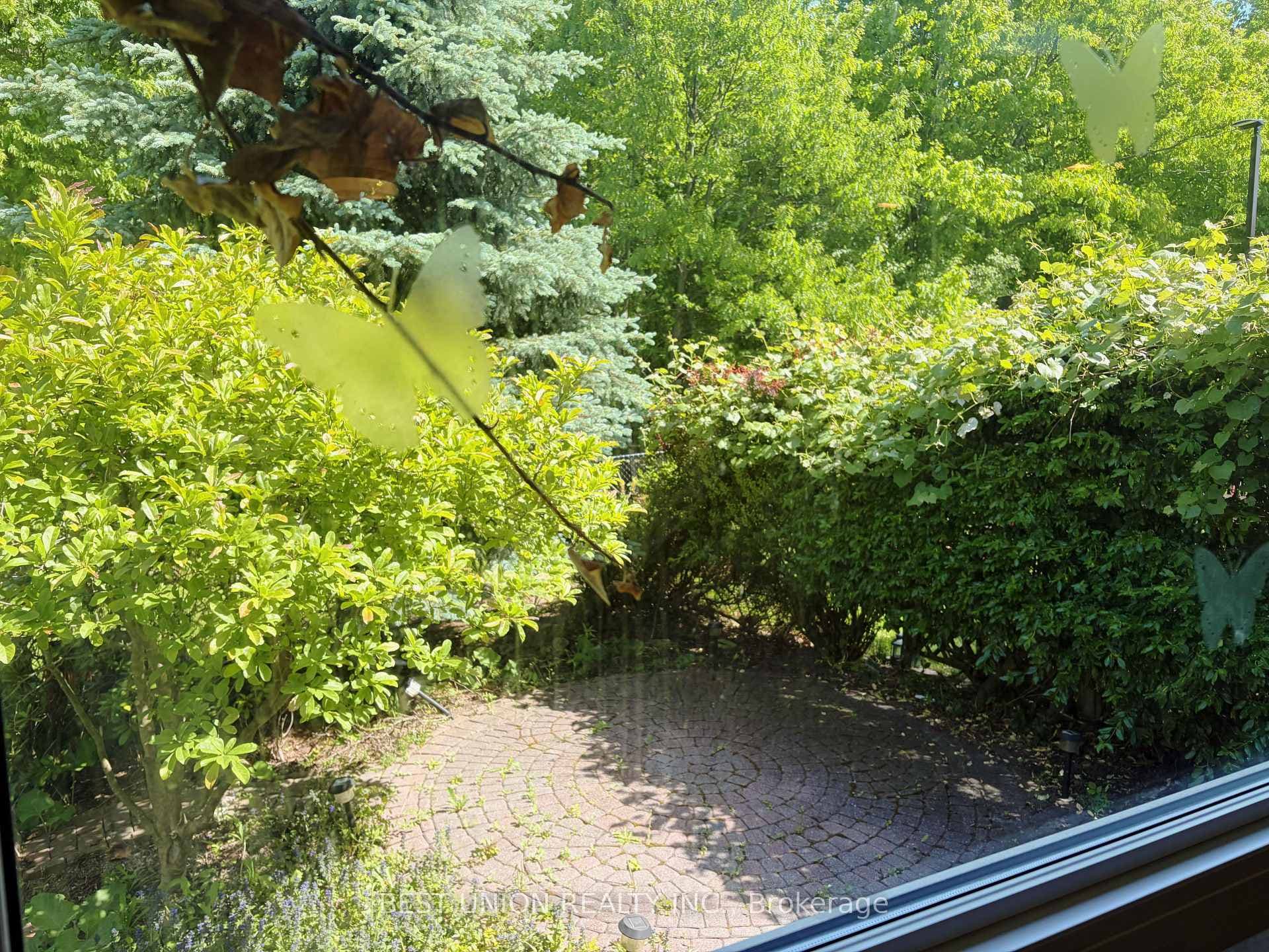 2864 Westbury Court photo 20
