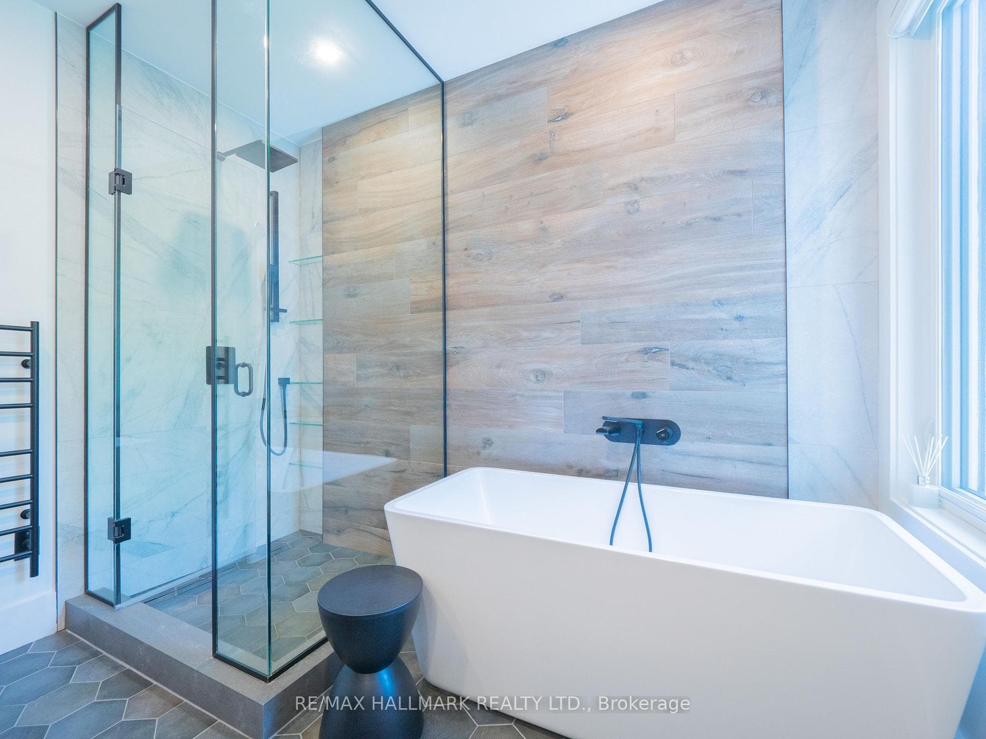 108 Carlaw Avenue photo 21