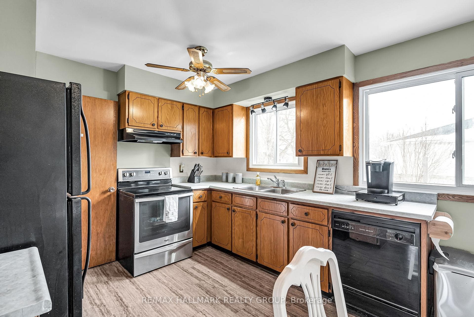 1407 Walton Street photo 13