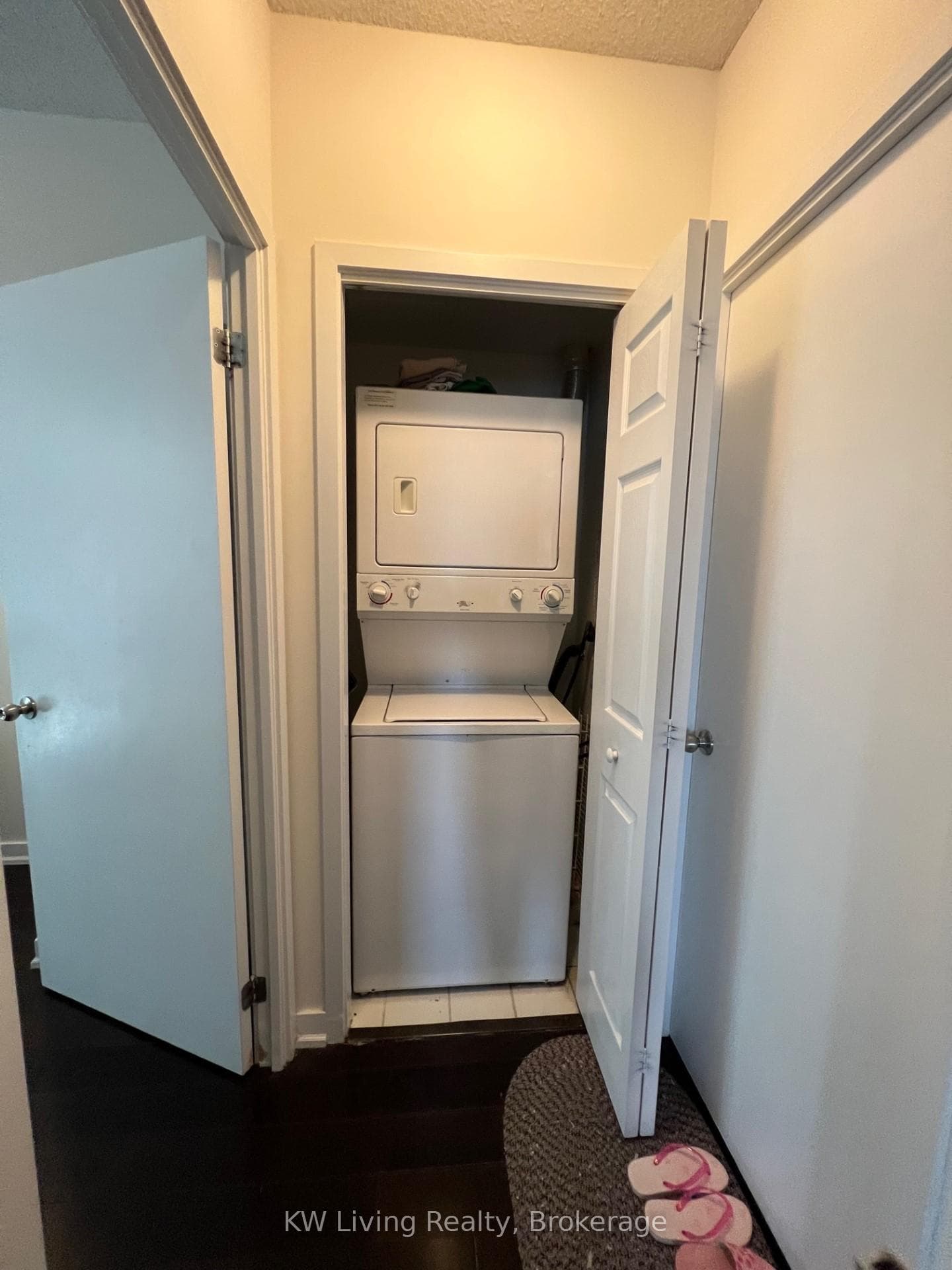 35 Mariner Terrace Unit 312 photo 8