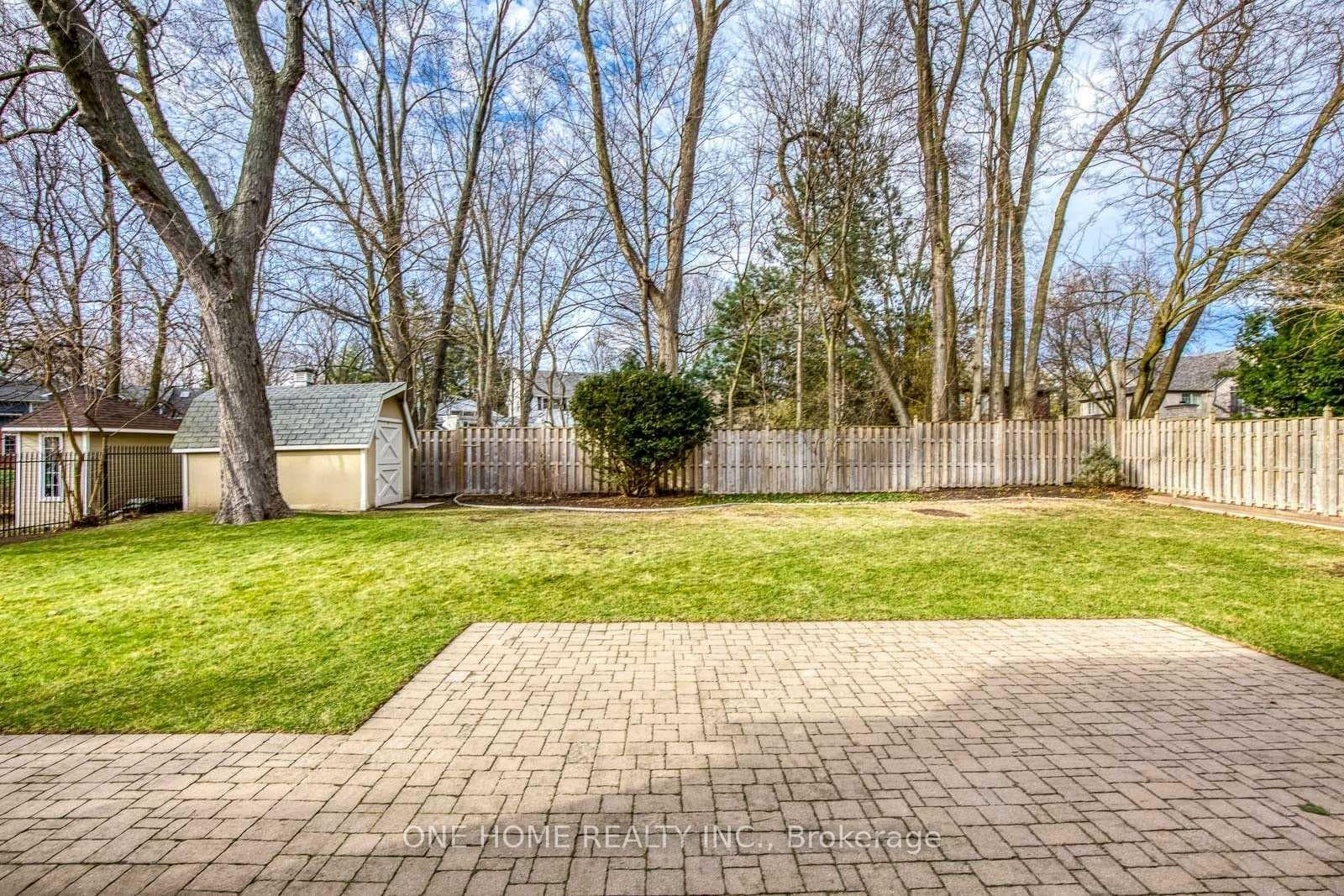 1263 Devon Road photo 38