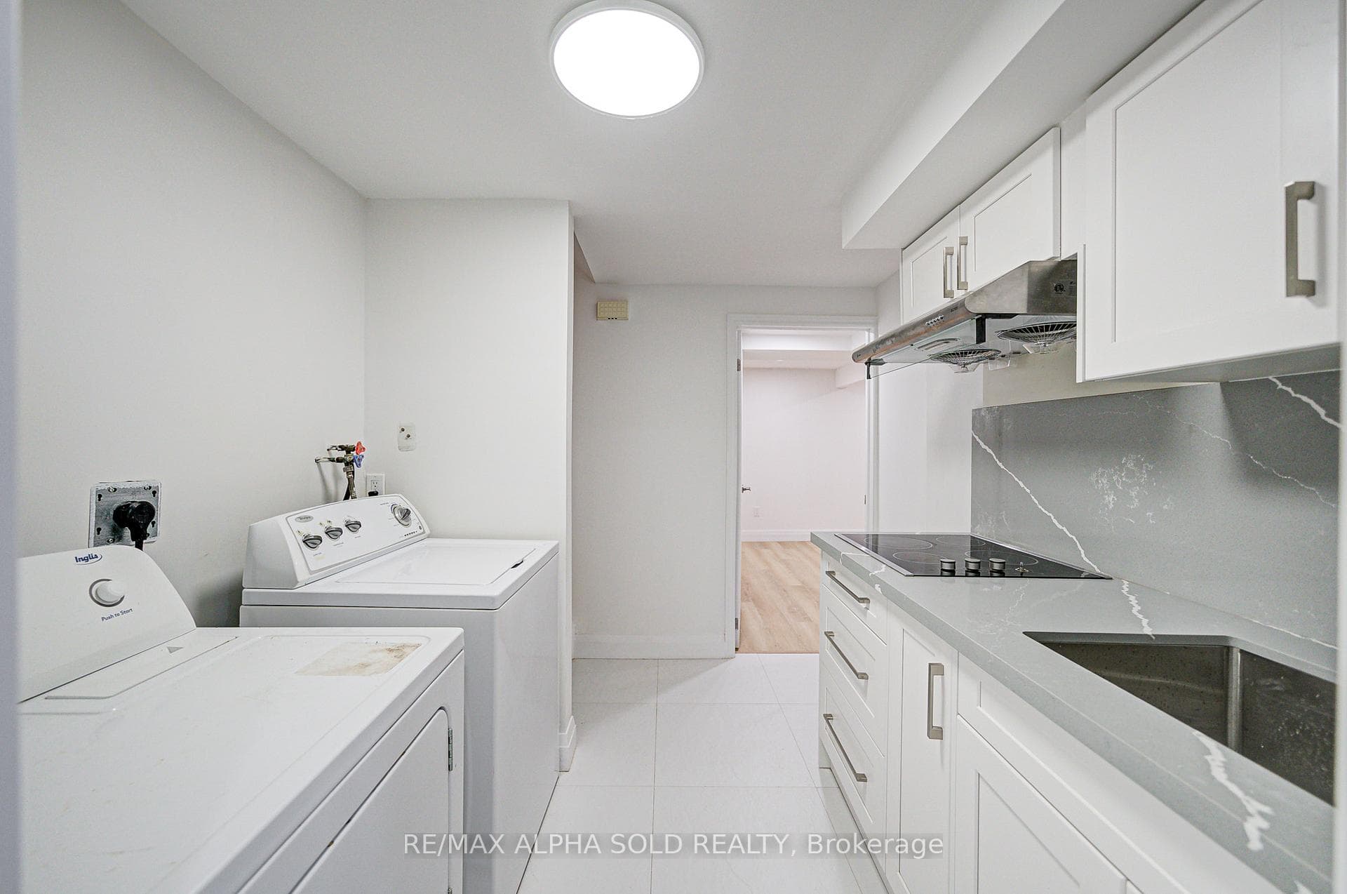 18 Copthorne Avenue photo 44