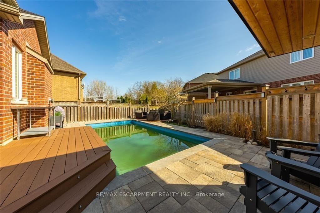 12 Jolliet Street photo 34
