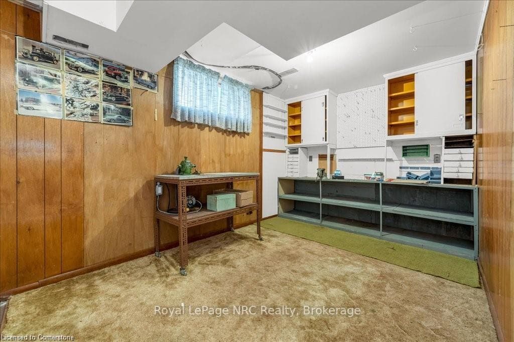 103 Leggett Crescent photo 28