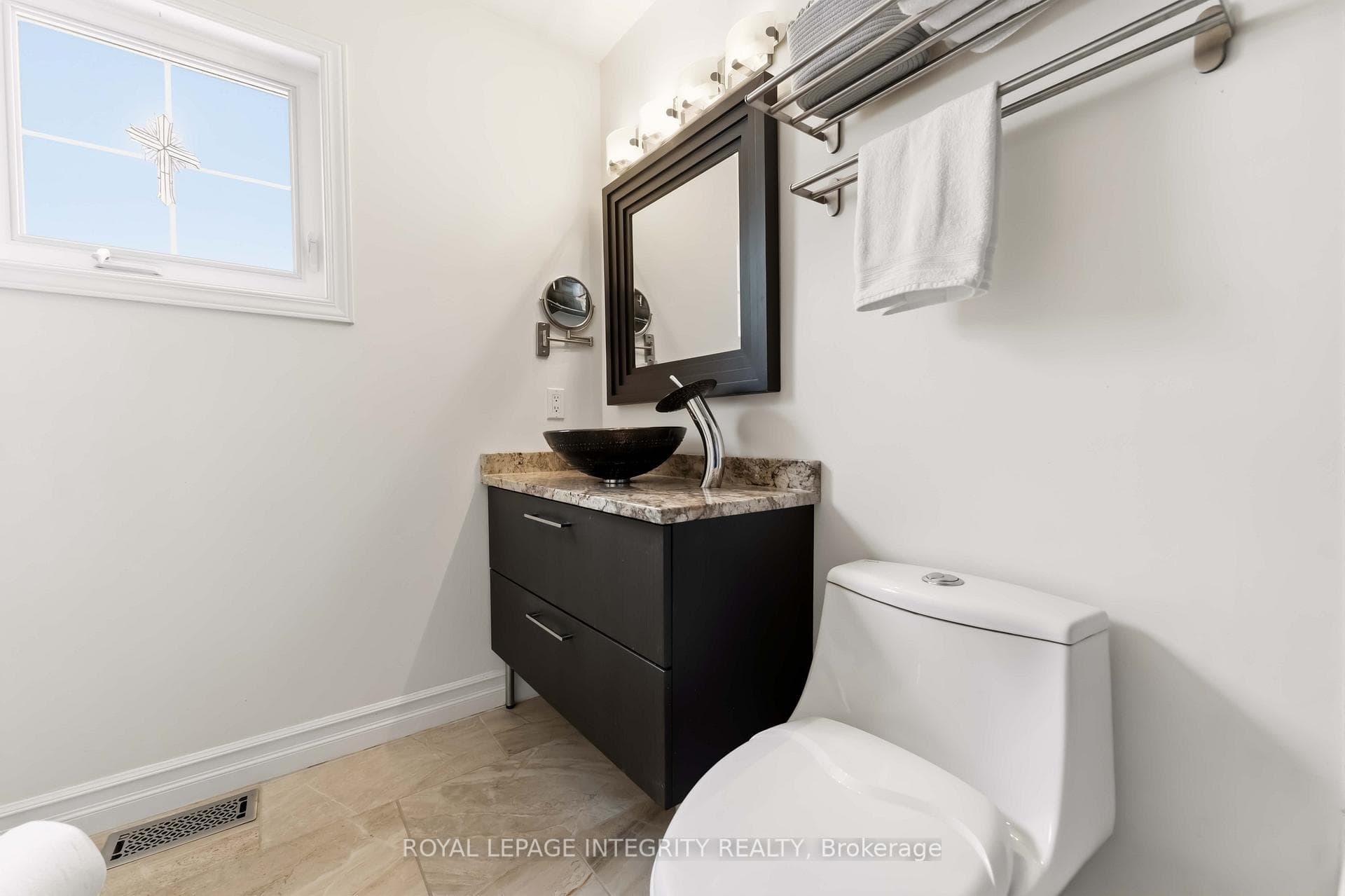 30 Longden Place photo 29