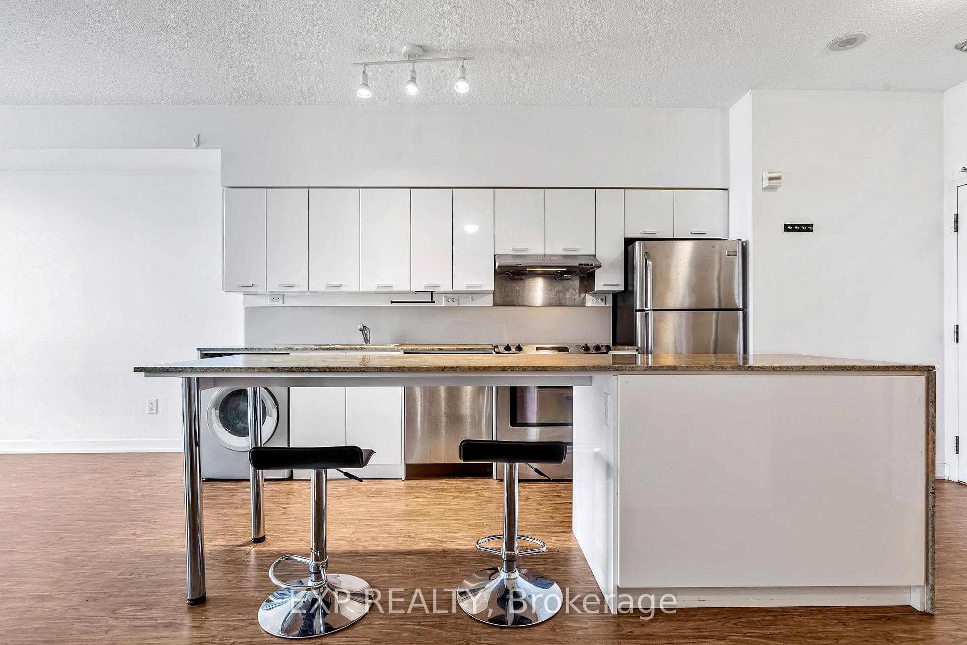 29 Singer Court Unit 2508 photo 8