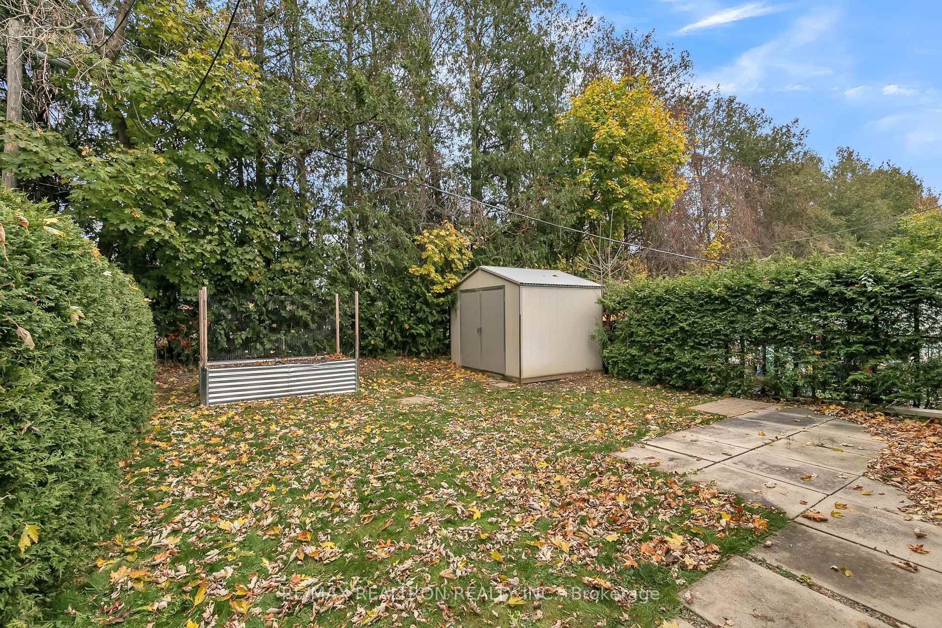 145 Willow Lane photo 26