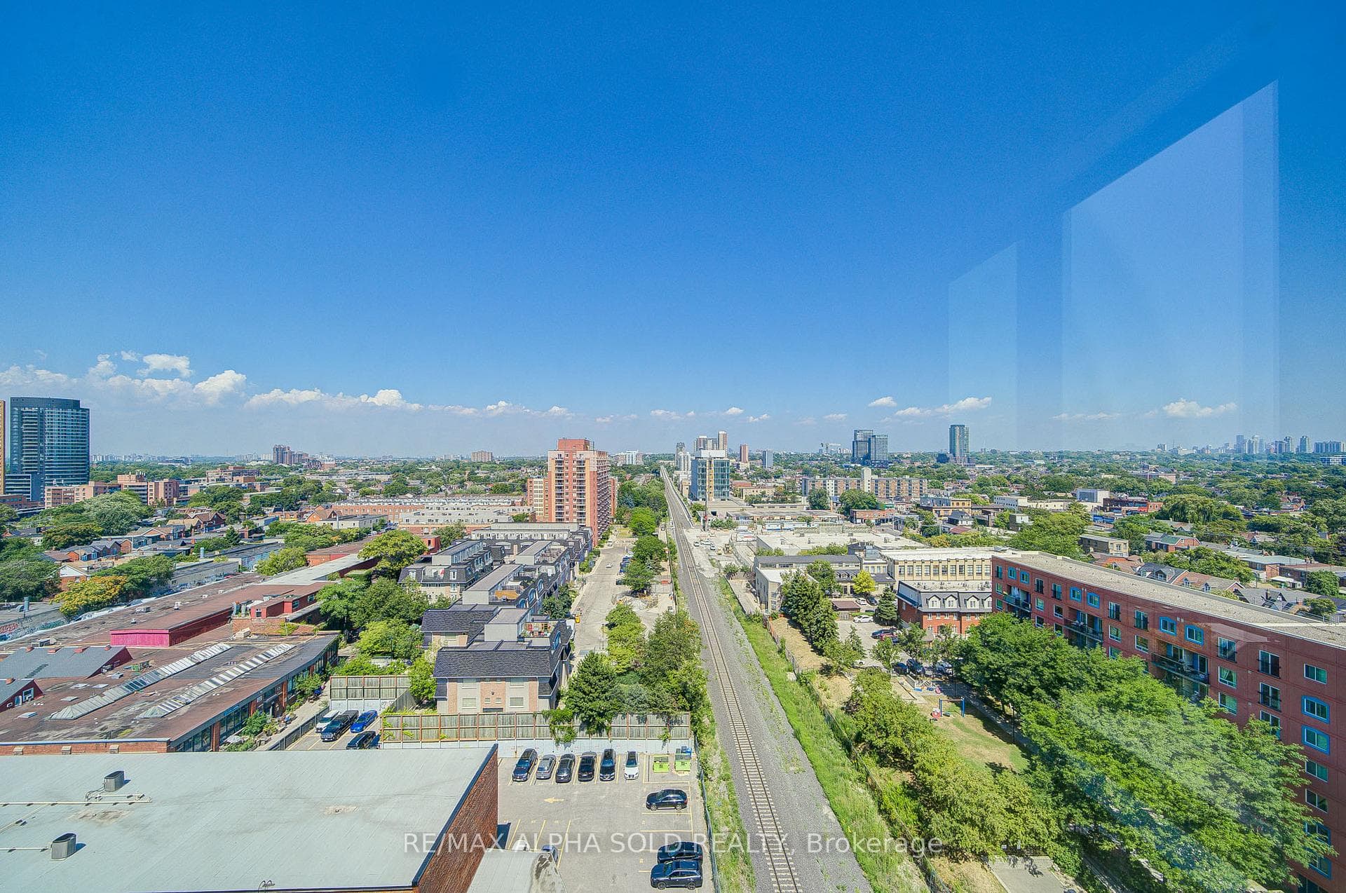 181 Sterling Road Unit 1519 photo 44
