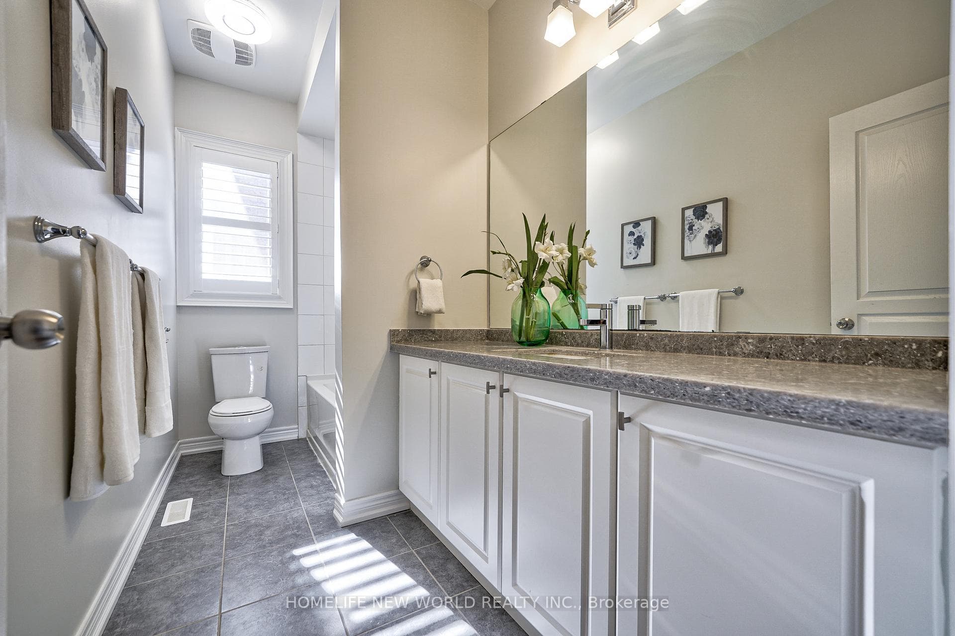 67 Kashani Court photo 29