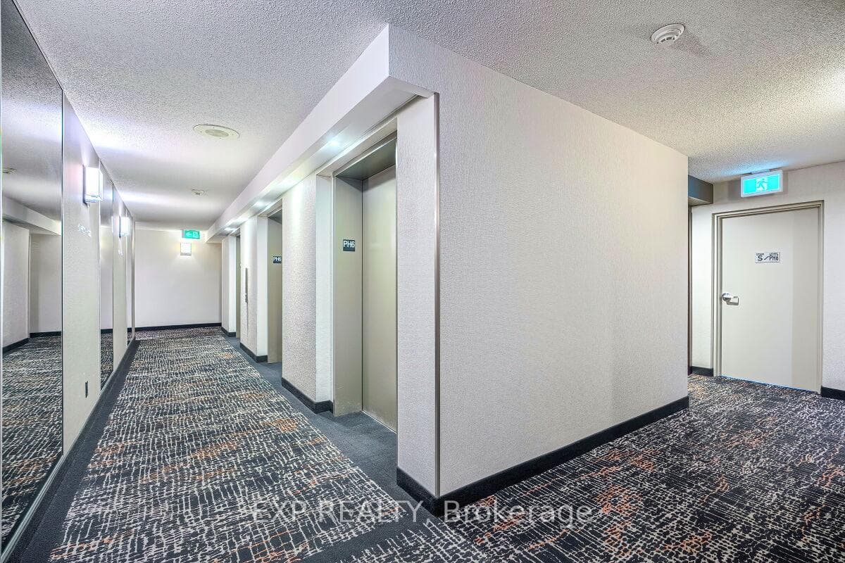 5765 Yonge Street Unit Ph601 photo 36