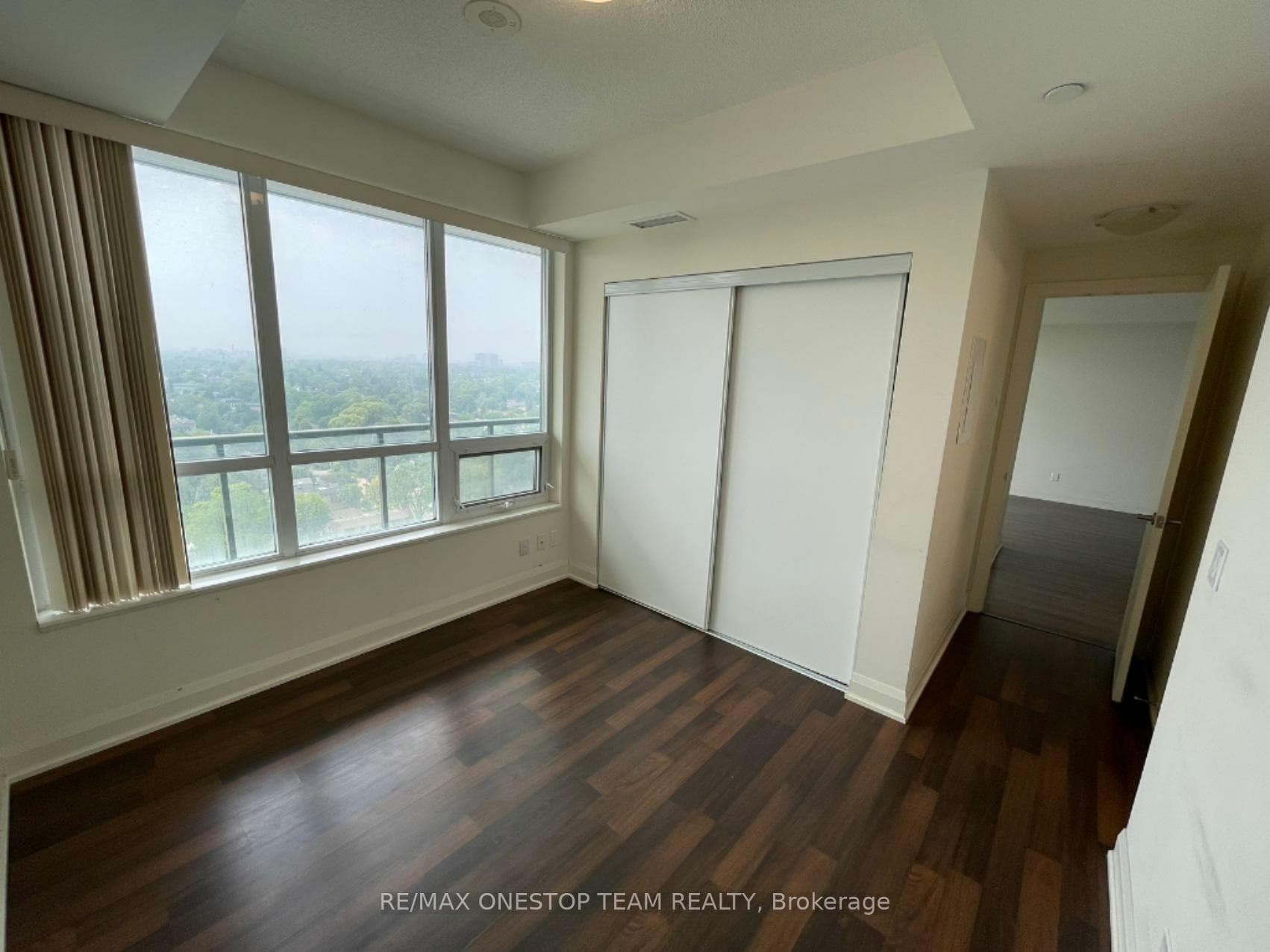 68 Canterbury Place Unit 1806 photo 7
