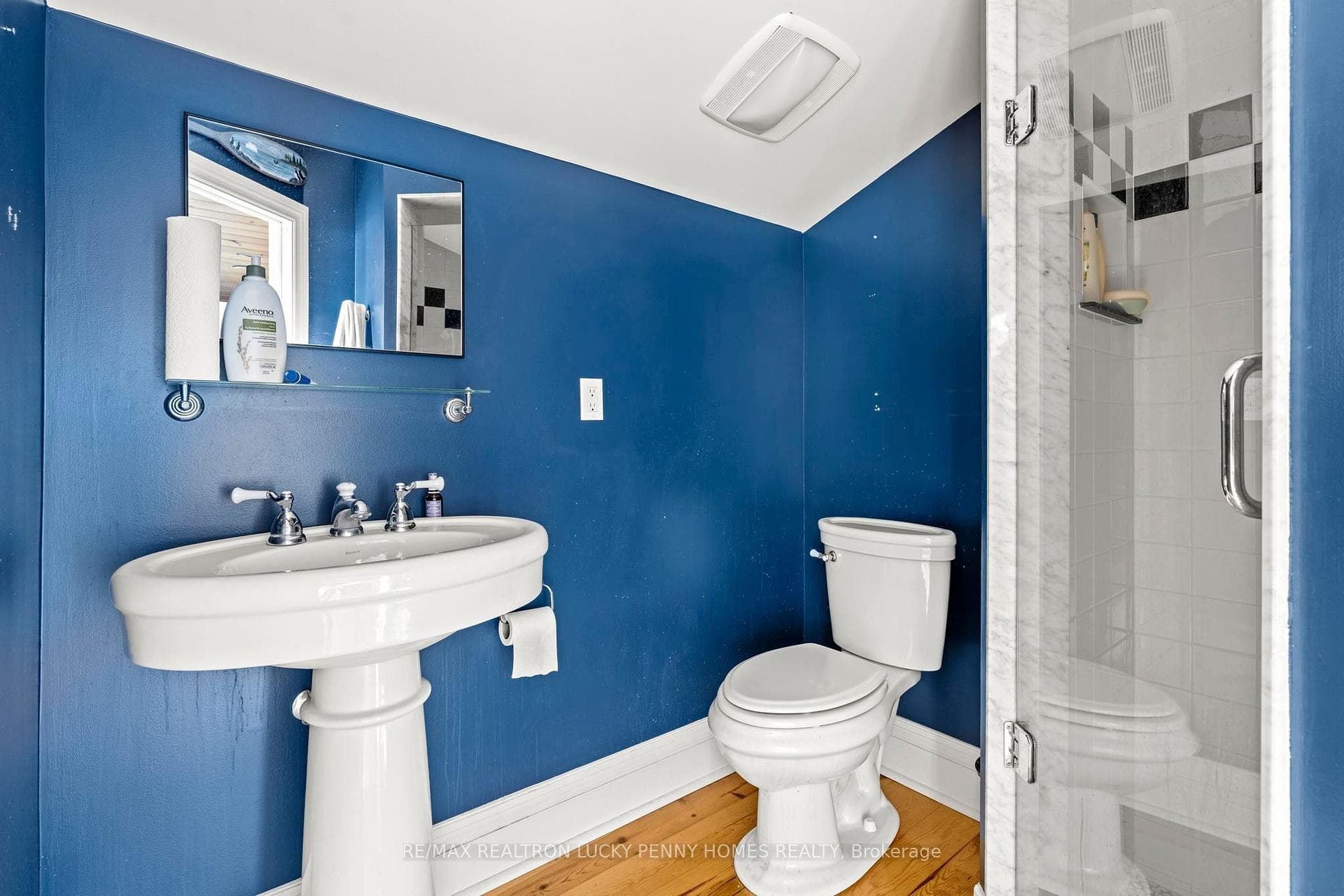 9 Orchard Street photo 45