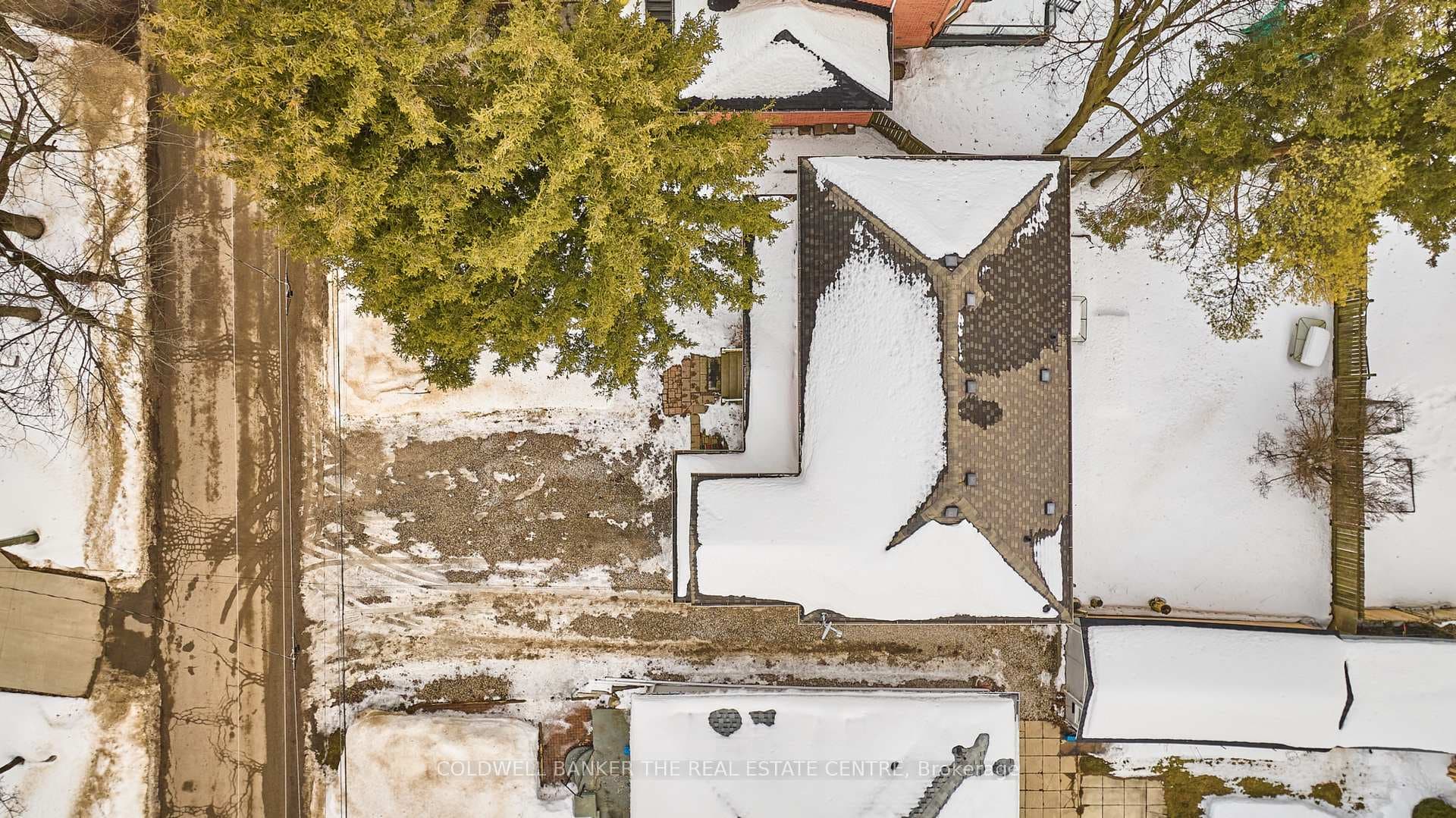 15 Windsor Drive photo 31