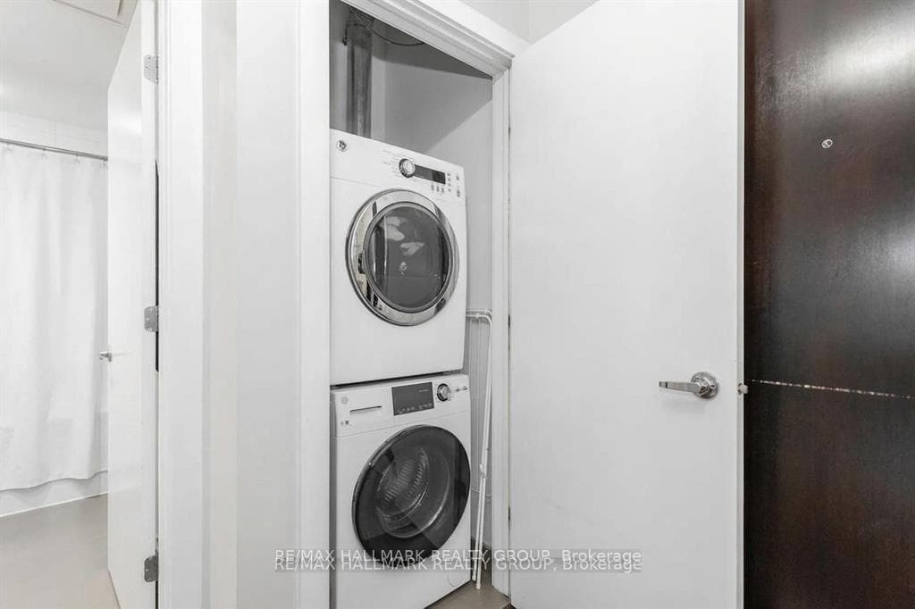 101 Richmond Road Unit 319 photo 8