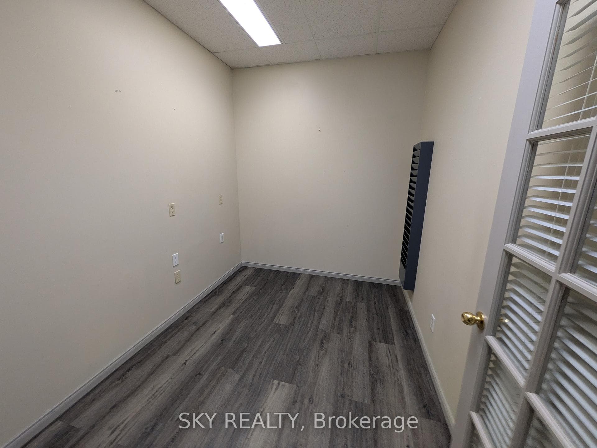 411 Huronia Road Unit 5 photo 5