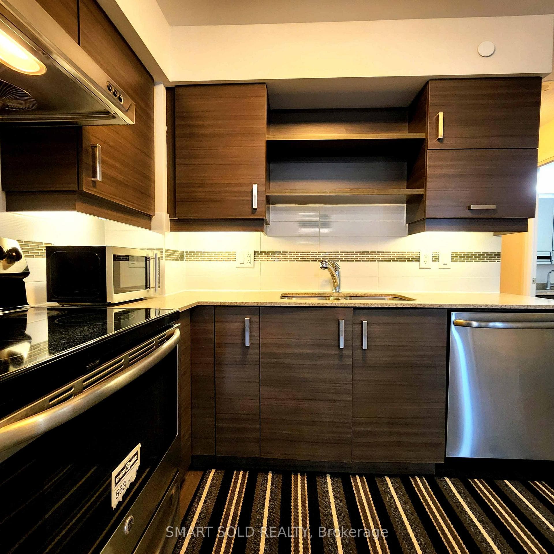 8200 Birchmount Road Unit 506 photo 17