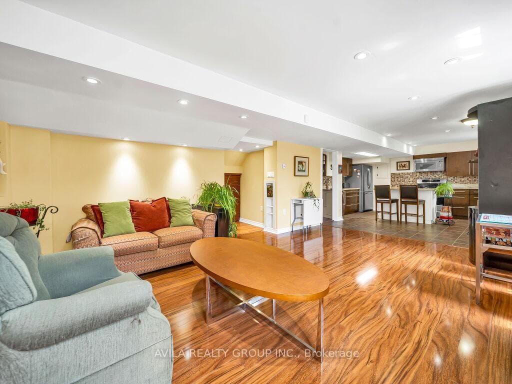 104 Southlake Boulevard photo 37