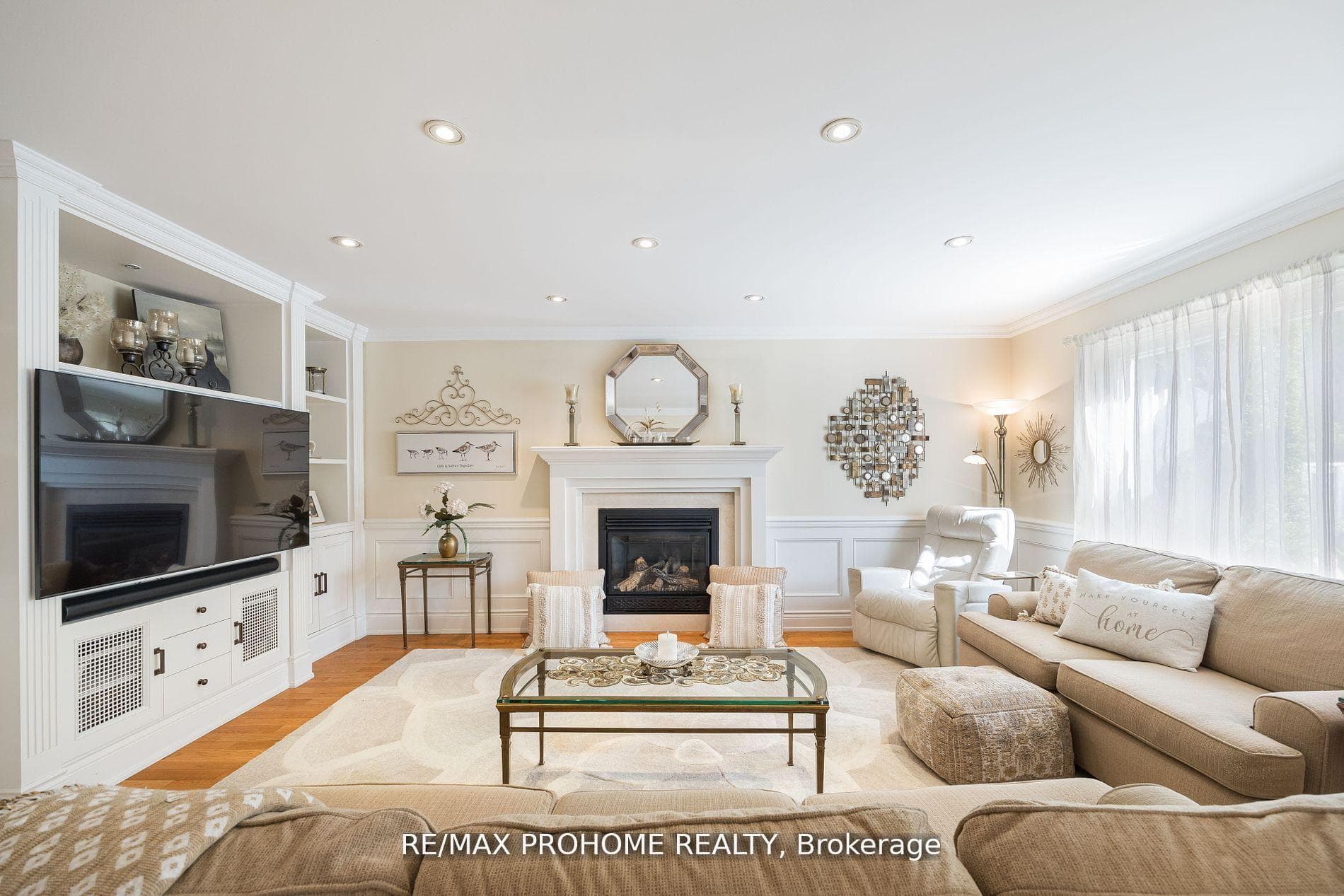 42 Foundry Crescent photo 1