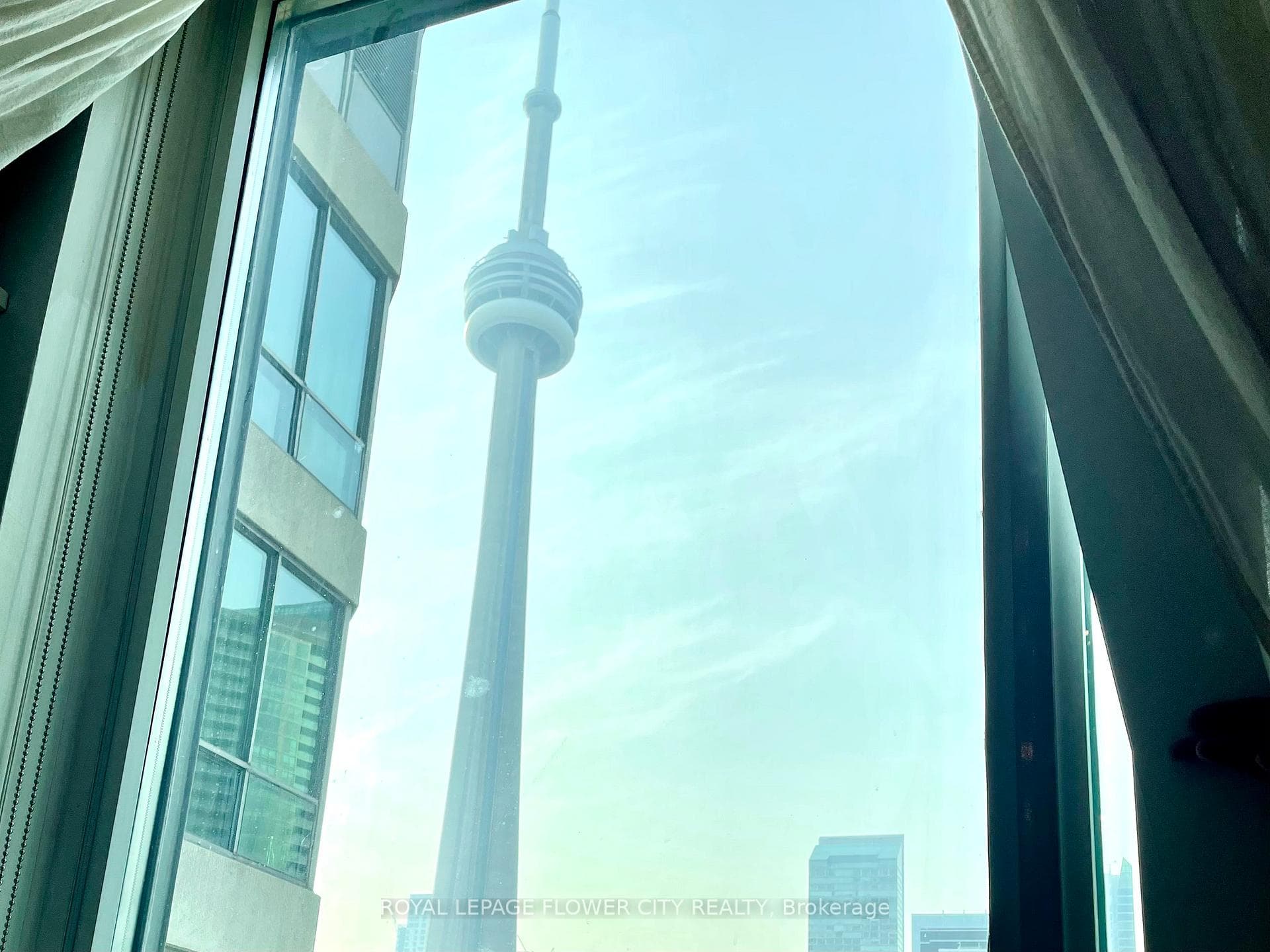 228 Queens Quay Unit 801 photo 30