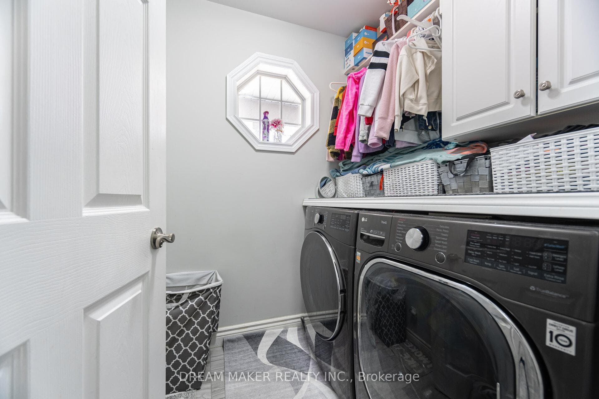 756 Third Avenue photo 24