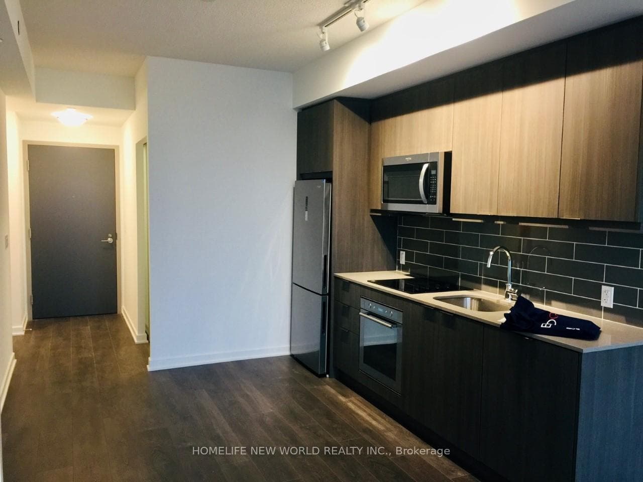 38 Forest Manor Road Unit 1305 photo 21