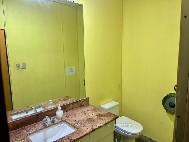 590 Welland Avenue Unit Unit 2 photo 21