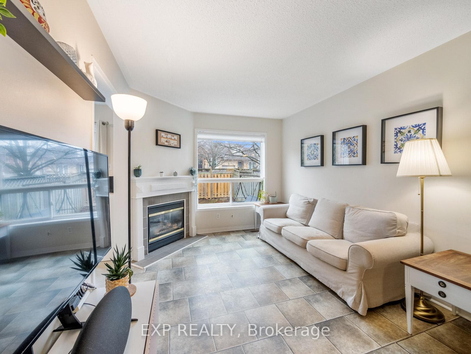 90 Huntingwood Avenue photo 7