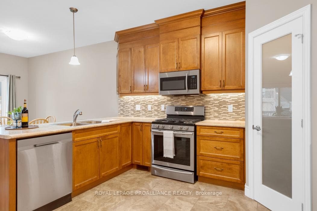 80 SIENNA Avenue photo 7