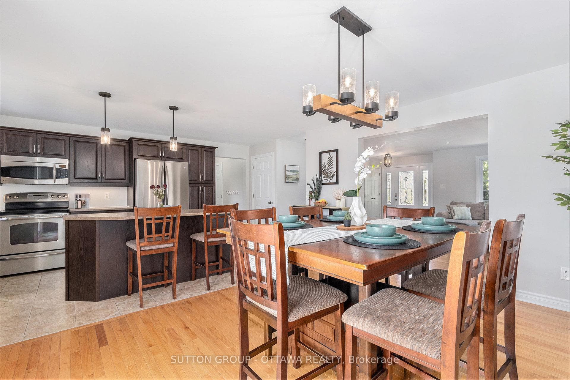 56 Honore Crescent photo 10