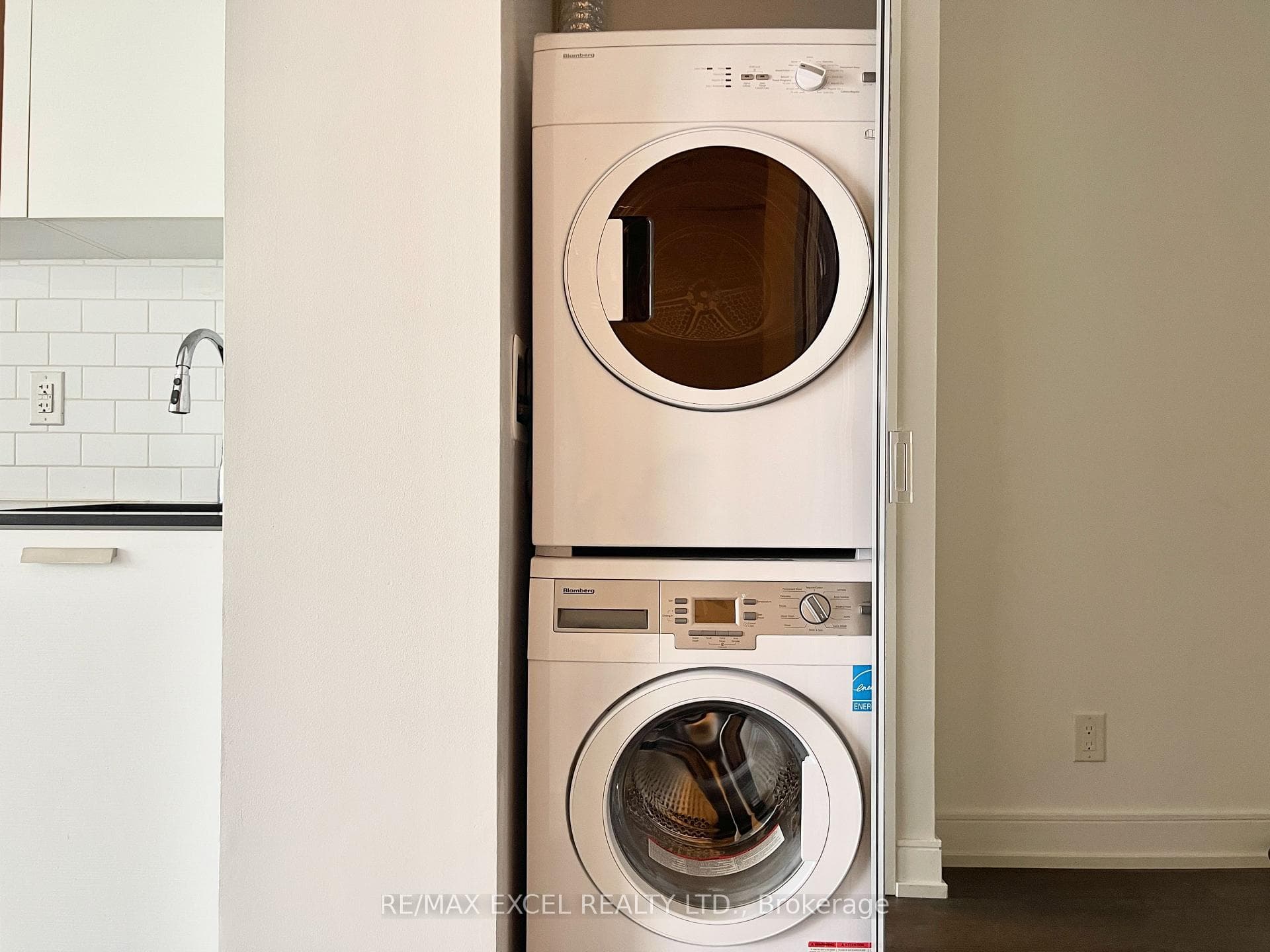 42 Charles Street Unit 2208 photo 7