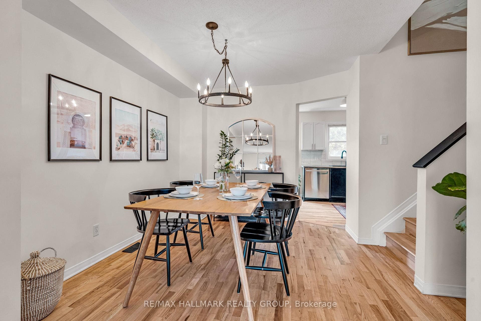 10 HINTONBURG Place Unit 11 photo 8