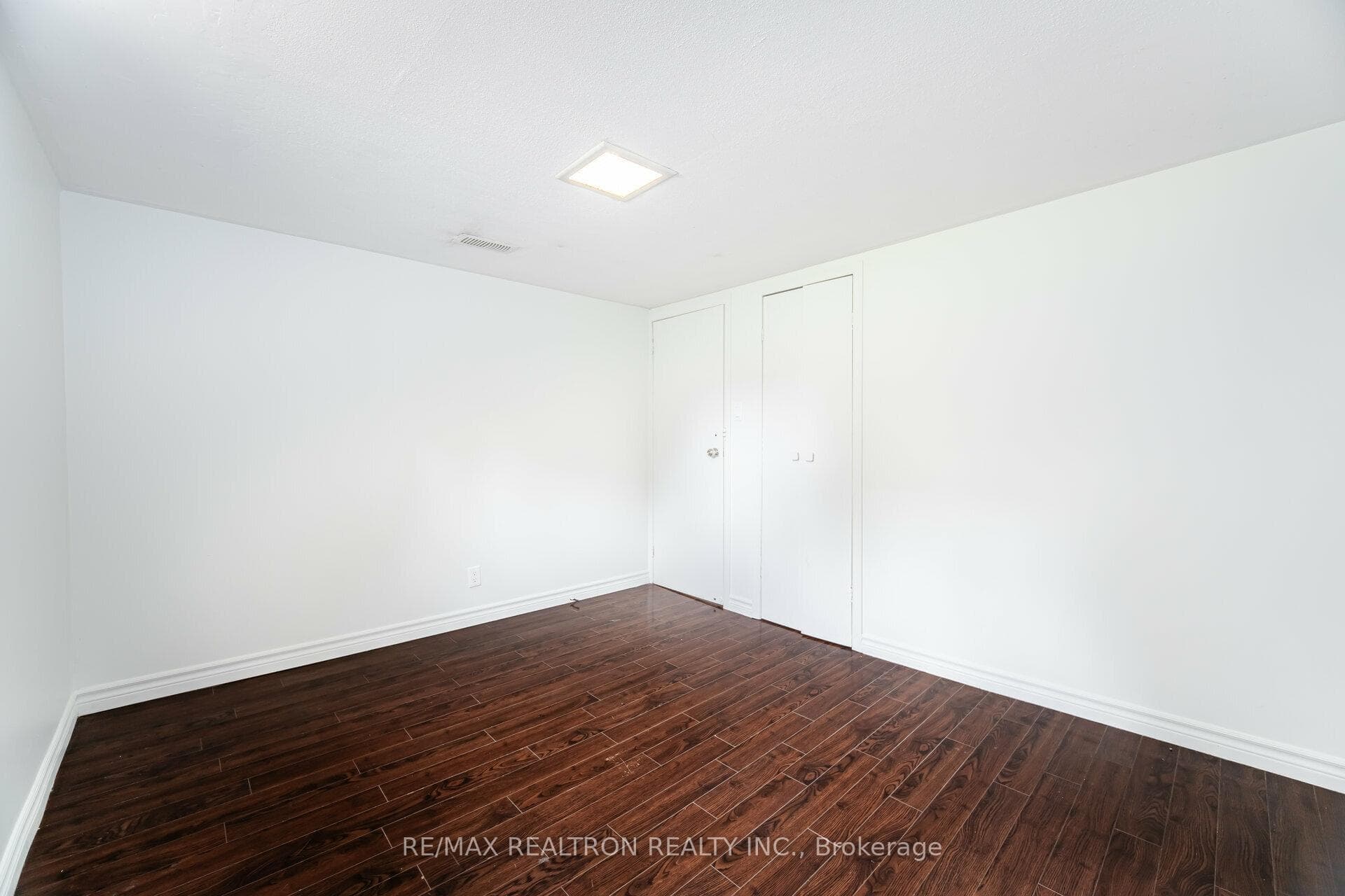 726 Brimorton Drive photo 33