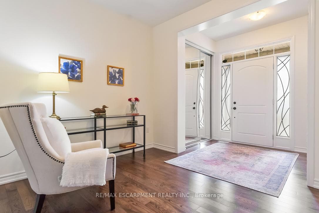 2473 Elder Lane photo 6