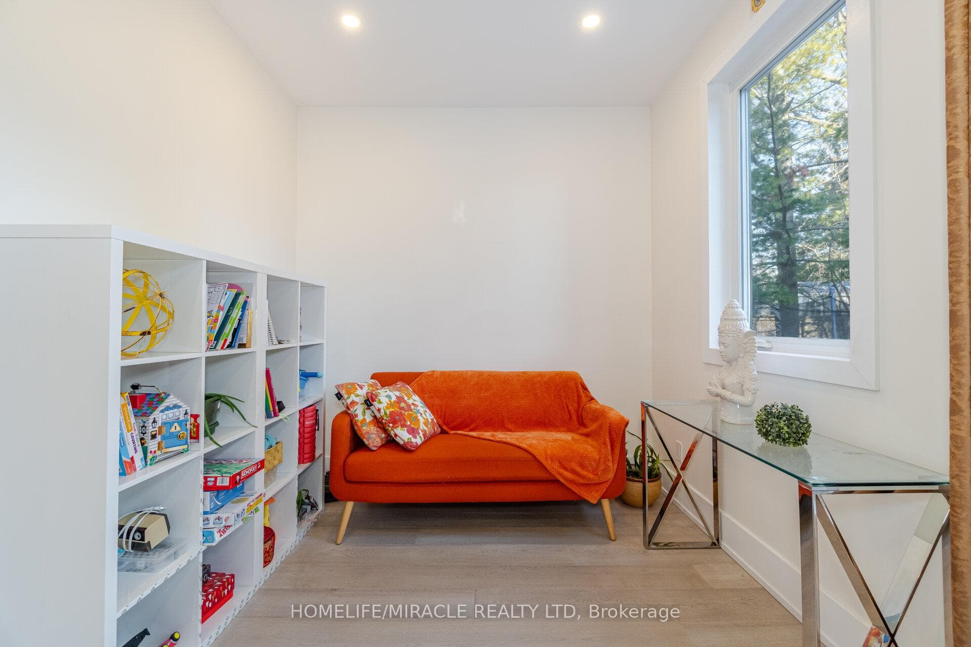 133 Roxborough Road photo 16
